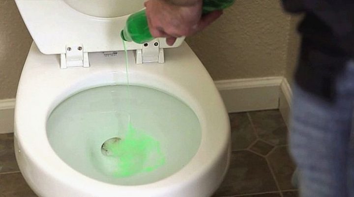 Deboucher-Toilette-Avec-Detergent-Les-Maisons (Mit Bildern destiné Deboucher Toilette