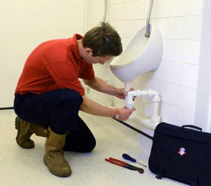 Déboucher Toilette Qui Déborde – Contact Urgent 0497 400 860 tout Déboucher Toilette Déboucher Toilette Qui Déborde – Contact Urgent 0497 400 860 tout Déboucher Toilette