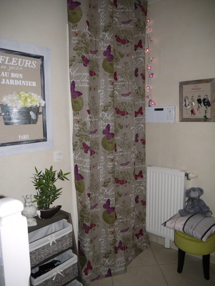 Déco Entrée (Photo 6/6) – Nouveau Rideau Pour Cacher La concernant Rideau Pour Garage Déco Entrée (Photo 6/6) – Nouveau Rideau Pour Cacher La concernant Rideau Pour Garage