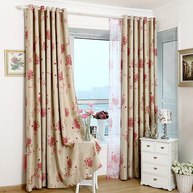 Deco Rideau Rouge serapportantà Rideaux Magnifiques Deco Rideau Rouge serapportantà Rideaux Magnifiques