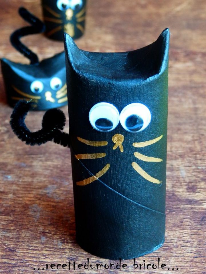 Des Chats Avec Un Rouleau De Papier Wc | Rouleau Papier destiné Activité Manuelle Avec Des Rouleaux De Papier Toilette