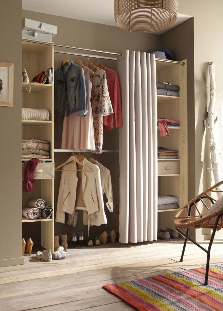 Des Conseils Pour Bien Choisir Et Aménager Son Dressing pour Rideau Pour Cacher Dressing Des Conseils Pour Bien Choisir Et Aménager Son Dressing pour Rideau Pour Cacher Dressing