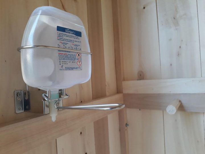 Distributeur De Gel Hydroalcoolique Toilettes Sèches encequiconcerne Fabrication Toilette Seche