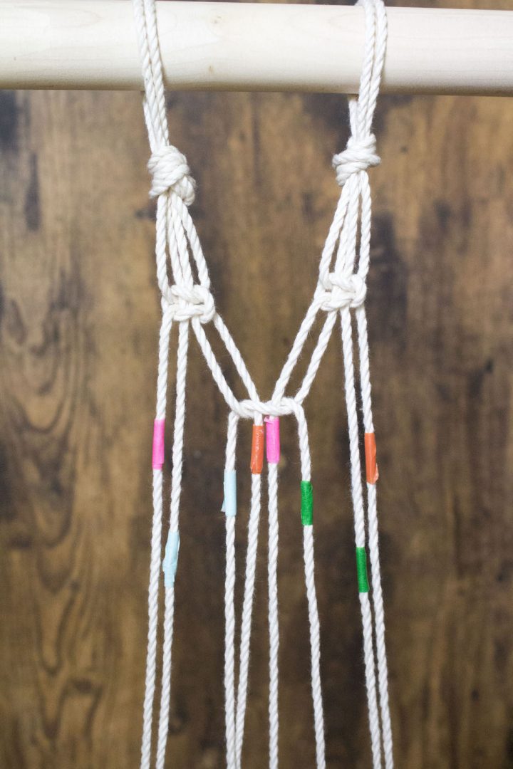 Diy Rideau En Macramé – The Bright Side dedans Rideau Macramé Diy