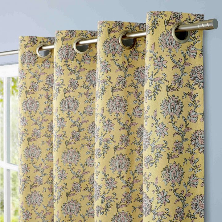 Double Rideau Jaune — Mikea Galerie concernant Rideaux Anti Froid Double Rideau Jaune — Mikea Galerie concernant Rideaux Anti Froid