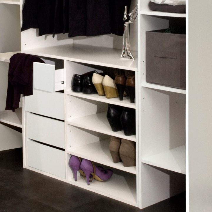 Dressing 2 Colonnes + Meuble 4 Tiroirs Blanc, Rideau Taupe intérieur Rideau Taupe Et Blanc