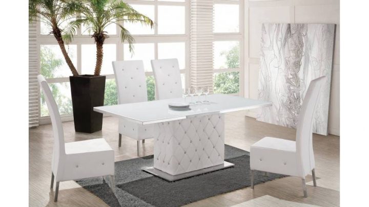 Ensemble Table Et Chaise Blanche : Un Ensemble So Chic Et pour Table Et Chaises De Salle À Manger