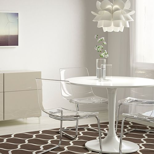 Ensemble Table Et Chaises Blanches Transparentes | Chaise destiné Ikea Chaise Salle À Manger