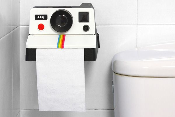 Envie D'Un Dérouleur De Papier Wc Original Dans Vos destiné Distributeur Papier Toilette Original