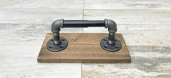 Épinglé Sur Plomberie Rustique intérieur Luminaire Toilette