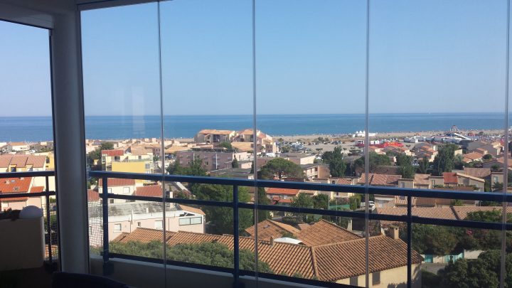 Fermeture En Verre Sur-Mesure Pour Particuliers Et avec Rideau De Verre Pour Balcon