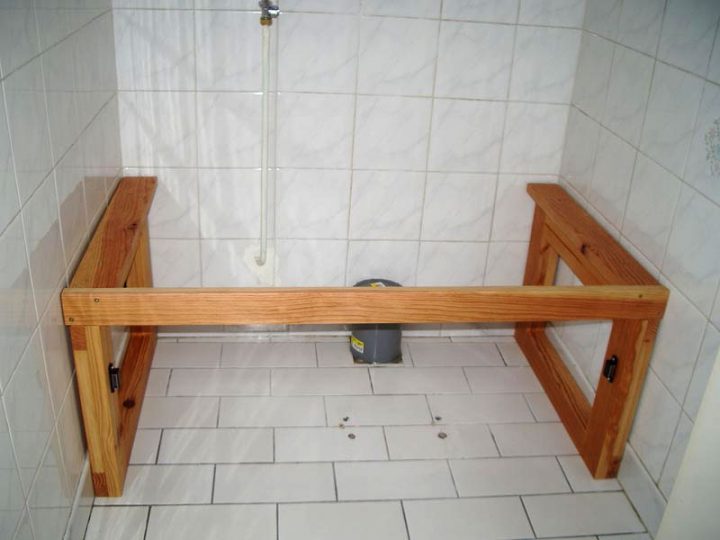 Fiches D'Auto-Construction intérieur Toilette Seche Construction