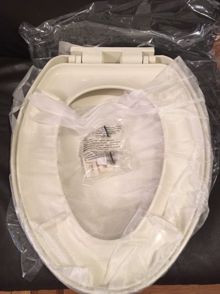 Find Discontinued Plumbing Fixtures: Porcher 70620-00.071 intérieur Toilette Porcher