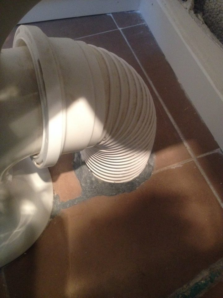 Fuite Flexible Évacuation Wc à Joint Toilette