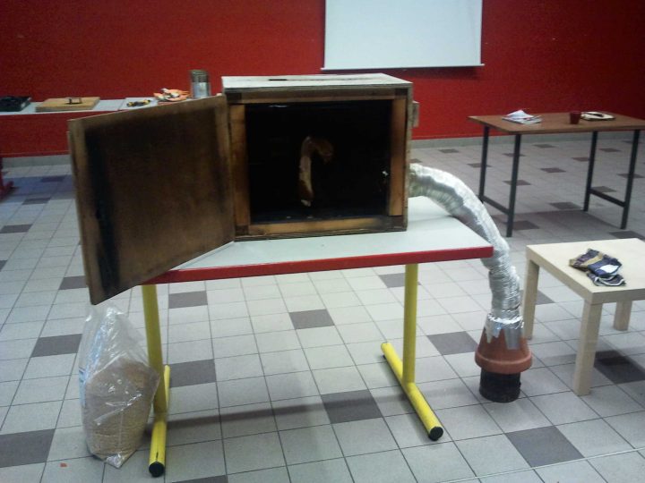 Fumoir Fait Maison serapportantà Cheminée En Carton Fiche Technique