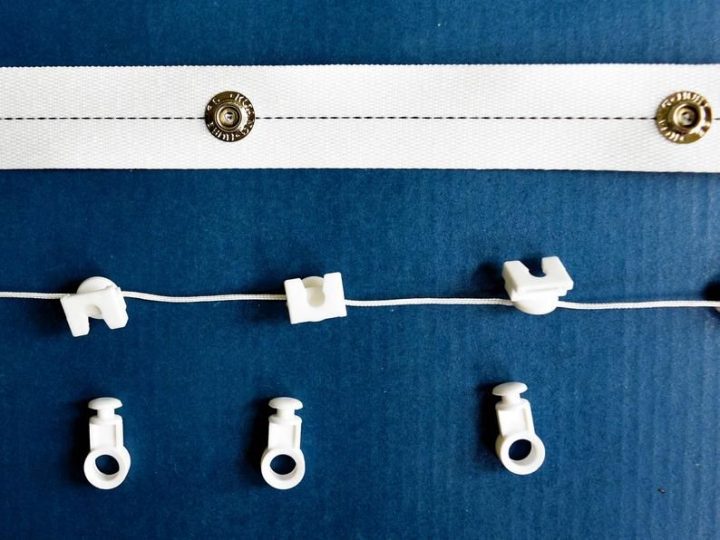 Galon À Boutons Pression Blanc Easysnap Pour Draperie avec Tringle A Rideaux 5 Metres Galon À Boutons Pression Blanc Easysnap Pour Draperie avec Tringle A Rideaux 5 Metres