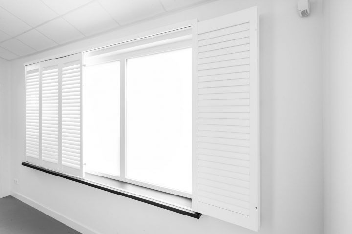 Habillage De Fenêtres Larges (Avec Images) | Volets à Rideaux Californiens Habillage De Fenêtres Larges (Avec Images) | Volets à Rideaux Californiens