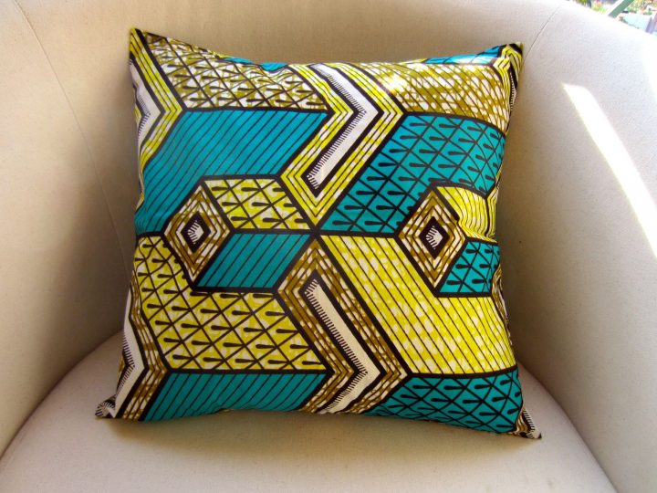 Housse De Coussin En Tissu Motif Africain Wax (Envoi 0 intérieur Rideaux Wax Housse De Coussin En Tissu Motif Africain Wax (Envoi 0 intérieur Rideaux Wax