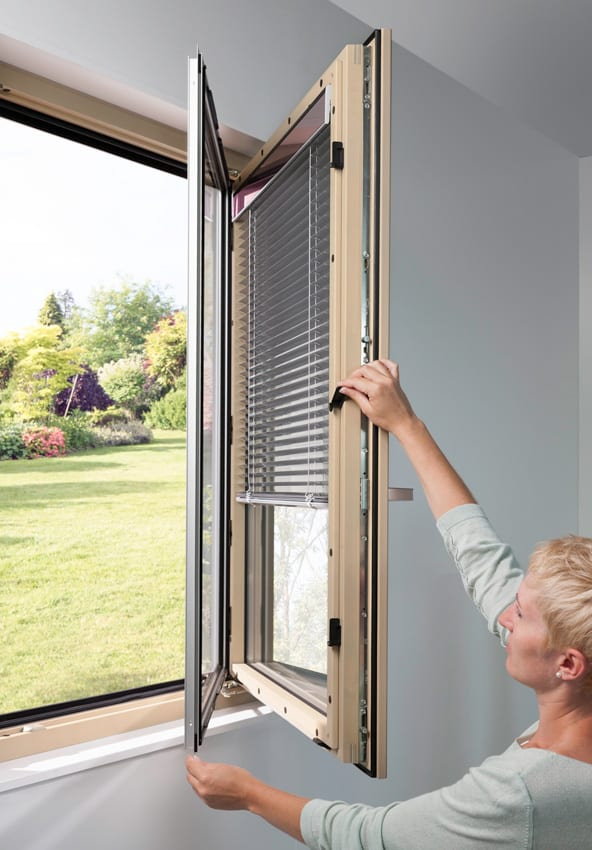 I-Tec Jalousie Internorm Store Integre A La Fenêtre Alu destiné Rideau Fenetre Aluminium