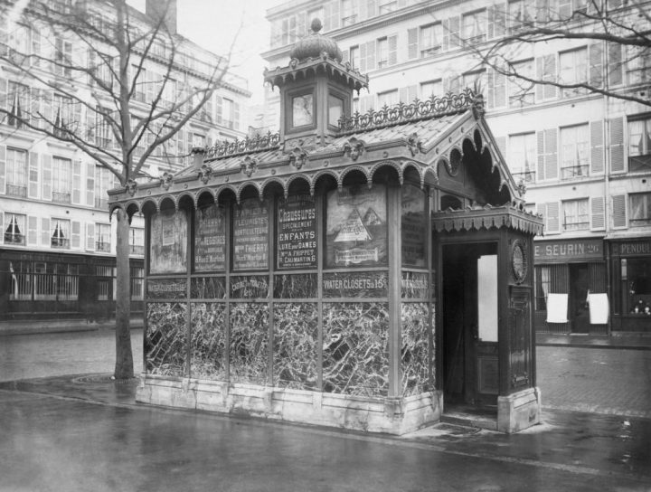 Insolite : Les Urinoirs Publics Du Paris Vintage encequiconcerne Toilette Publique Paris