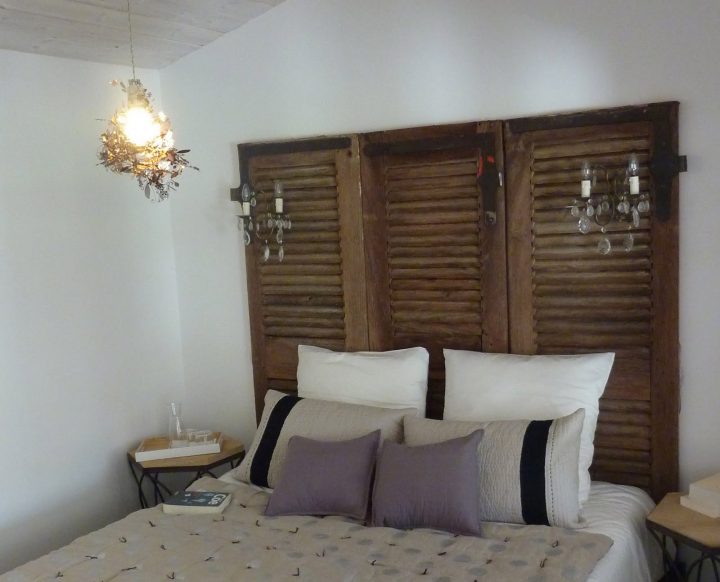 Installation Tringles A Rideaux Et Stores A: Commandes dedans Tete De Lit Avec Rideau