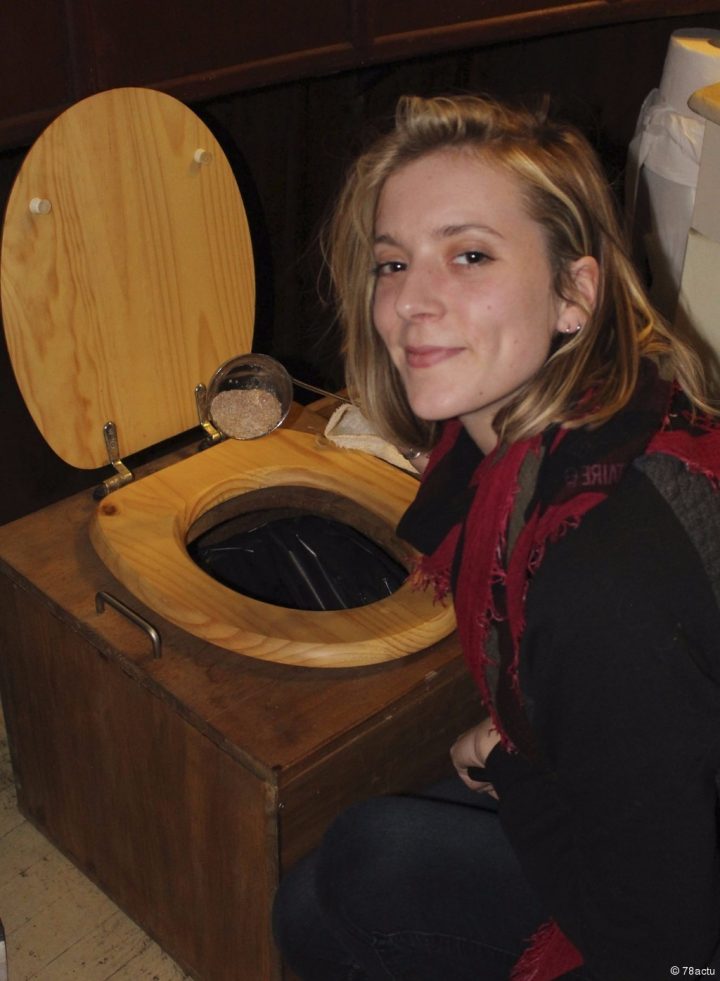 J’ai Testé Les Toilettes Sèches À La Vexinoise | 78Actu encequiconcerne Sciure Toilette Seche