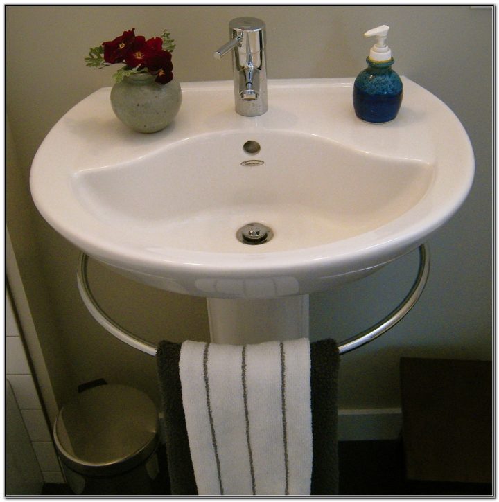 Kohler Pedestal Sink Towel Bar | Tcworks serapportantà Toilette Porcher