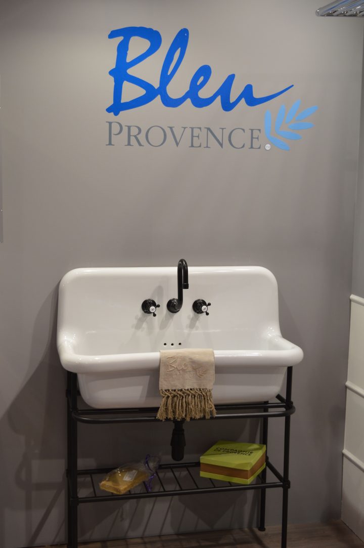 Lavabo Truecolors 90Cm By Bleu Provence Avec Robinet 3 pour Toilette Avec Lavabo
