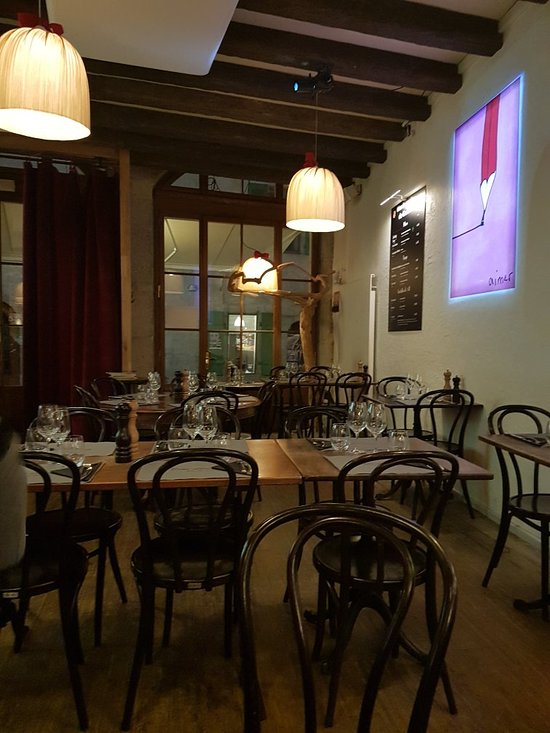 Le Demi-Lune Cafe & La Salle A Manger, Geneva – Cité destiné Restaurant La Salle À Manger