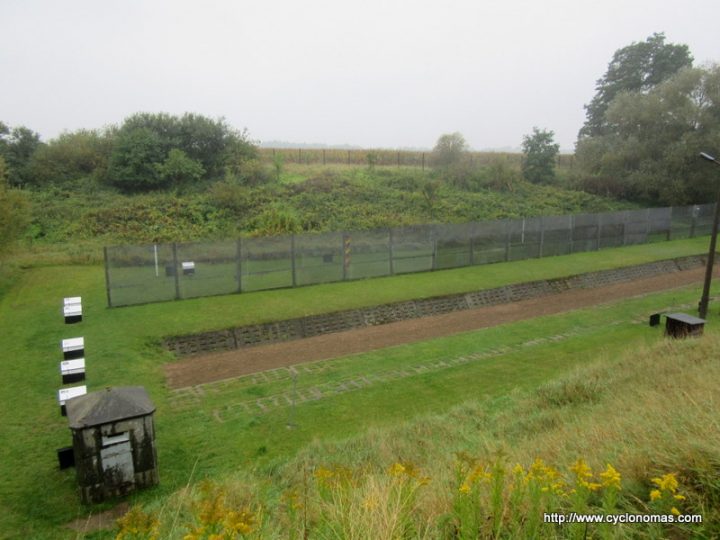 Le Rideau De Fer | Cyclonomas encequiconcerne Rideaux De Fer