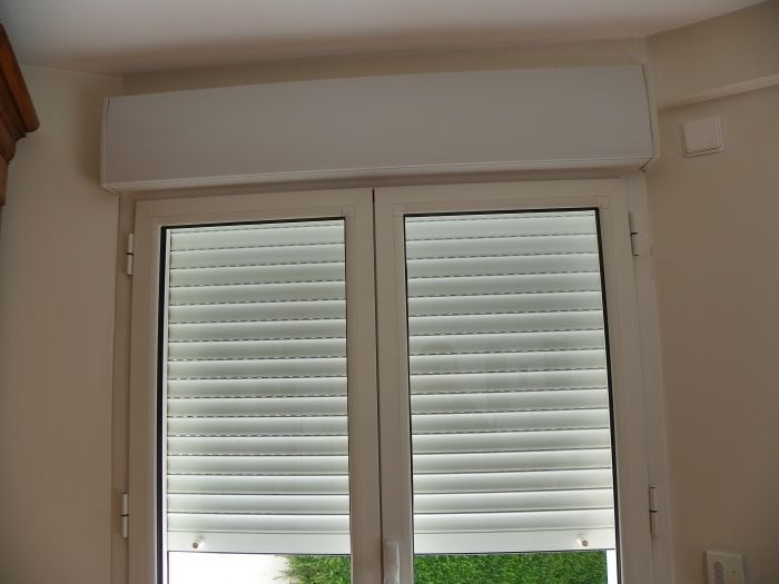Les 25 Meilleures Idées De La Catégorie Volet Roulant dedans Rideau Electrique Interieur