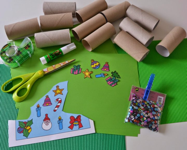 Les Mercredis De Julie: Calendrier De L'Avent : Sapin Avec serapportantà Bricolage Halloween Avec Rouleau Papier Toilette Les Mercredis De Julie: Calendrier De L'Avent : Sapin Avec serapportantà Bricolage Halloween Avec Rouleau Papier Toilette