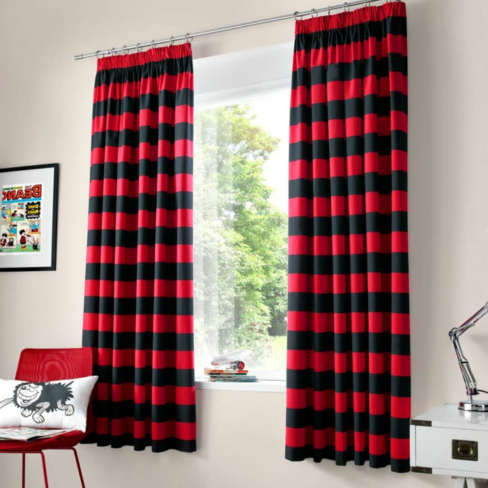 Les Rideaux Occultants – Les Plus Belles Variantes En Photos! intérieur Rideaux Rayures Rouge Et Blanc Les Rideaux Occultants – Les Plus Belles Variantes En Photos! intérieur Rideaux Rayures Rouge Et Blanc