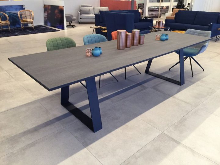 Les Tables En Dessus Céramique Sont Fabriquées Dans Nos concernant Table Salle A Manger Ceramique