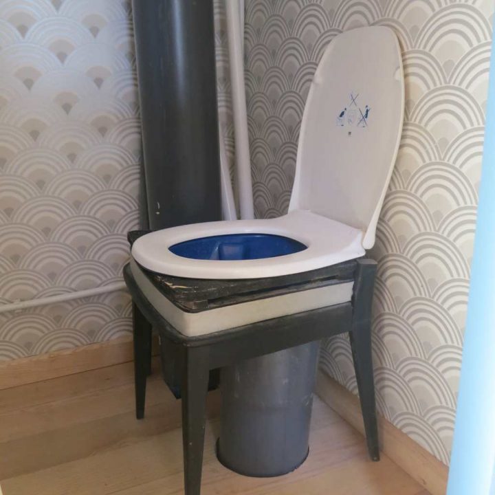 Les Toilettes Sèches À Séparation – Maison Paille serapportantà Toilette Seches
