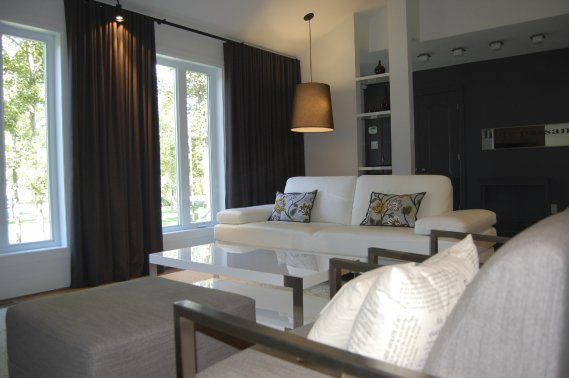 Les Tringles Posées Près Du Plafond Permettent D'Agrandir dedans Tringle Rideau Plafond Les Tringles Posées Près Du Plafond Permettent D'Agrandir dedans Tringle Rideau Plafond