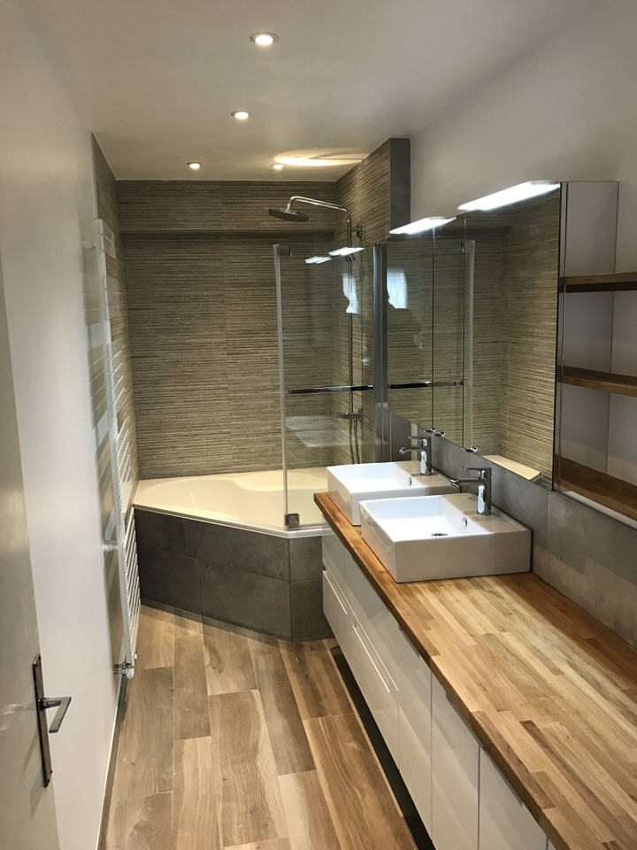 L'Esprit Nature S'Invite Dans La Salle De Bains – De Souza à Exemple De Salle De Bain Avec Douche Et Baignoire L'Esprit Nature S'Invite Dans La Salle De Bains – De Souza à Exemple De Salle De Bain Avec Douche Et Baignoire