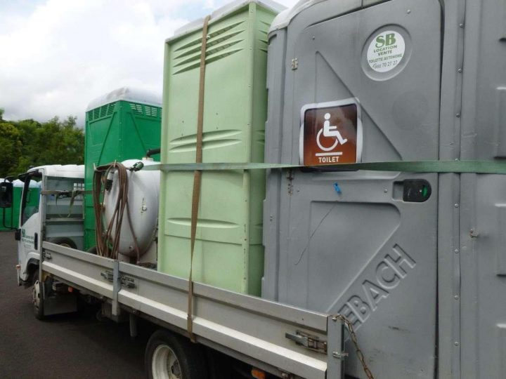 Location De Wc Chimiques À La Possession À La Réunion dedans Prix Location Toilettes Mobiles Location De Wc Chimiques À La Possession À La Réunion dedans Prix Location Toilettes Mobiles
