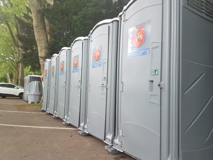 Location De Wc Chimiques Dans Le Bas-Rhin – Location De intérieur Prix Location Toilettes Mobiles
