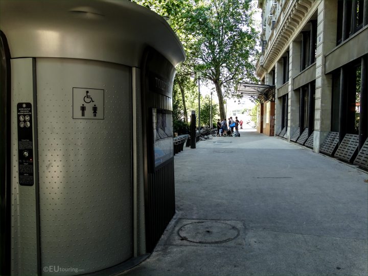 Location Maps Of Public Toilets In Paris concernant Toilettes Publics