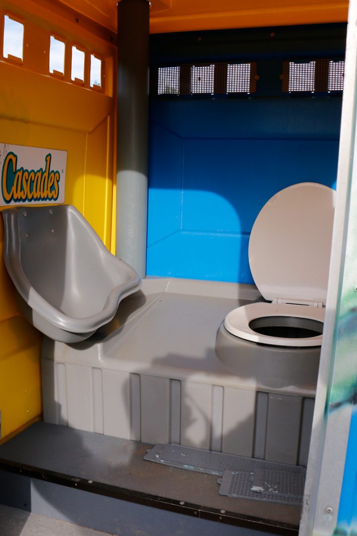 Location Toilette Chimique De Festival | Pompage pour Prix Location Toilette Chimique
