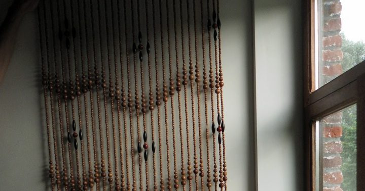 Lucie La Chineuse: Beau Rideau De Porte De Perles En Bois destiné Rideaux De Perles Pour Portes