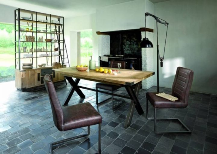 Magasin De Meubles De Salon, Salle À Manger Et Literie À avec Salle A Manger Monsieur Meuble