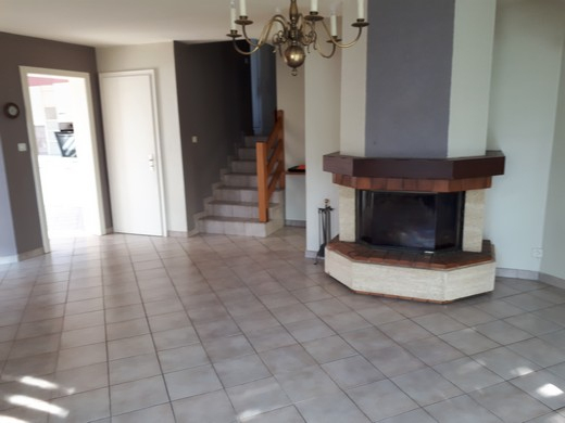 Maison Avec Deux Appartements – Addys Immobilier tout Aménagement Cheminée Condamnée