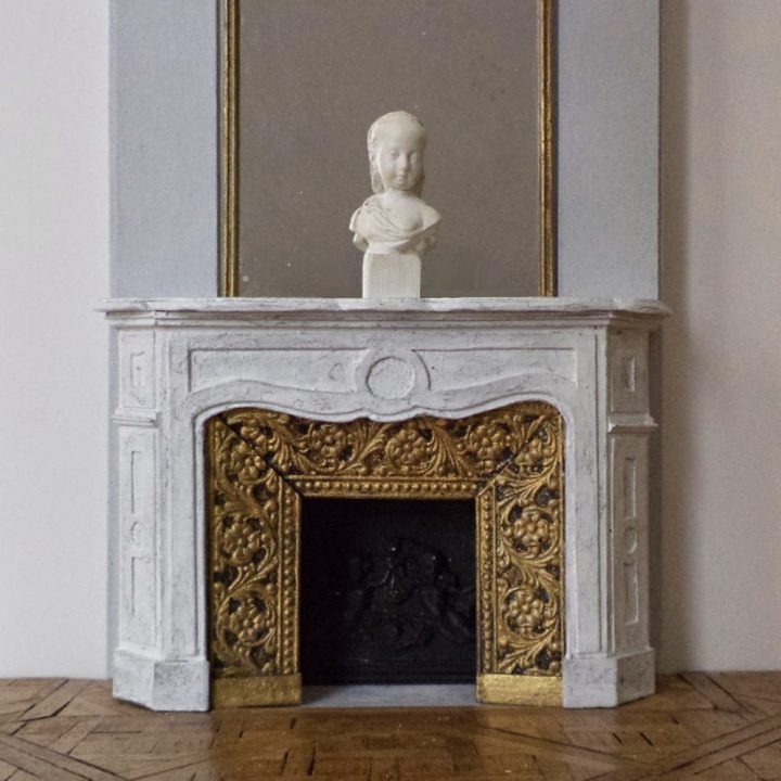 Maison Française 1/12: Parquet-Moulures-Cheminée intérieur Cheminée En Carton Fiche Technique