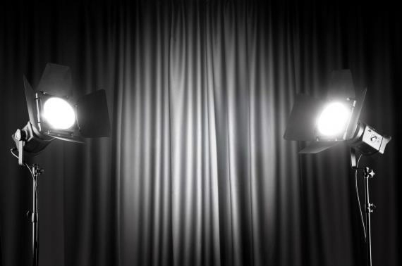 Montage Photo Rideau Scene – Pixiz intérieur Rideau De Theatre