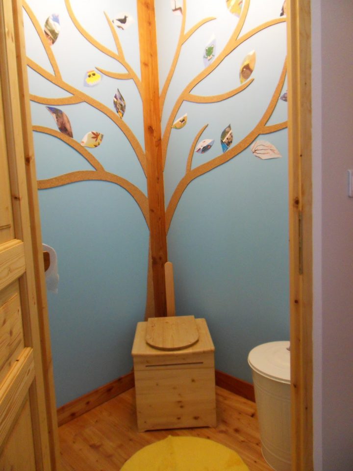 Naissance D'Une Maison De Paille En Picardie: Remise En intérieur Toilette Seche Interieur Maison