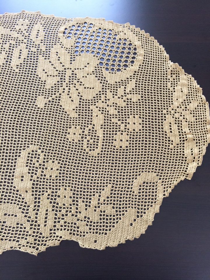 Nappe, Chemin De Table Fait Au Crochet : Maison-Et-Deco intérieur Chemin De Table Au Crochet