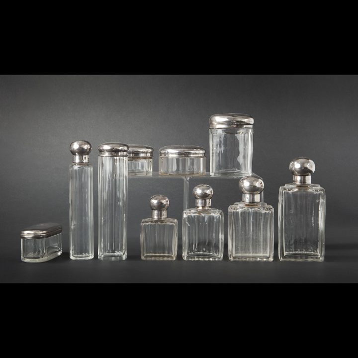 Nécessaire De Toilette – 2012030093 – Expertissim à Nécessaire De Toilette Bébé