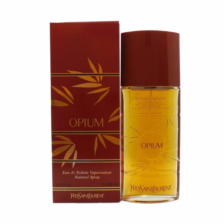 Opium By Yves Saint Laurent Eau De Toilette Natural Spray avec Eau De Toilette Fleur De Cerisier